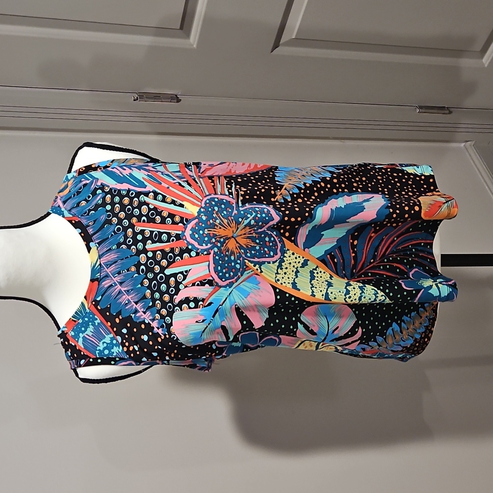 Vince Camuto Colorful Patterned Tank Top